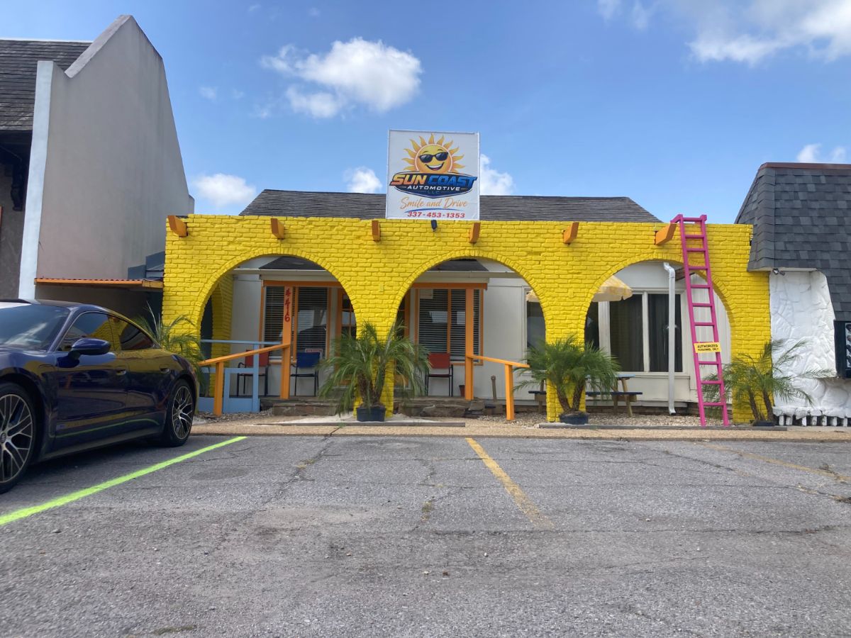 California Gleaming Express Wash shop front on Johnston Street